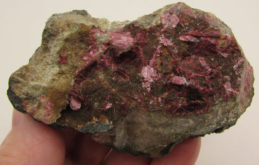 Roselite (Morocco, Rare) – Overall Well-Being, Soul Path Guidance & Heart’s Desire