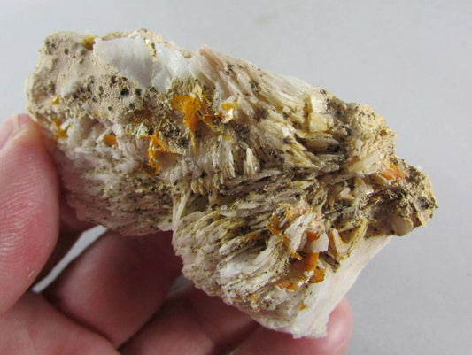 raw wulfenite, genuine wulfenite crystals, mexico