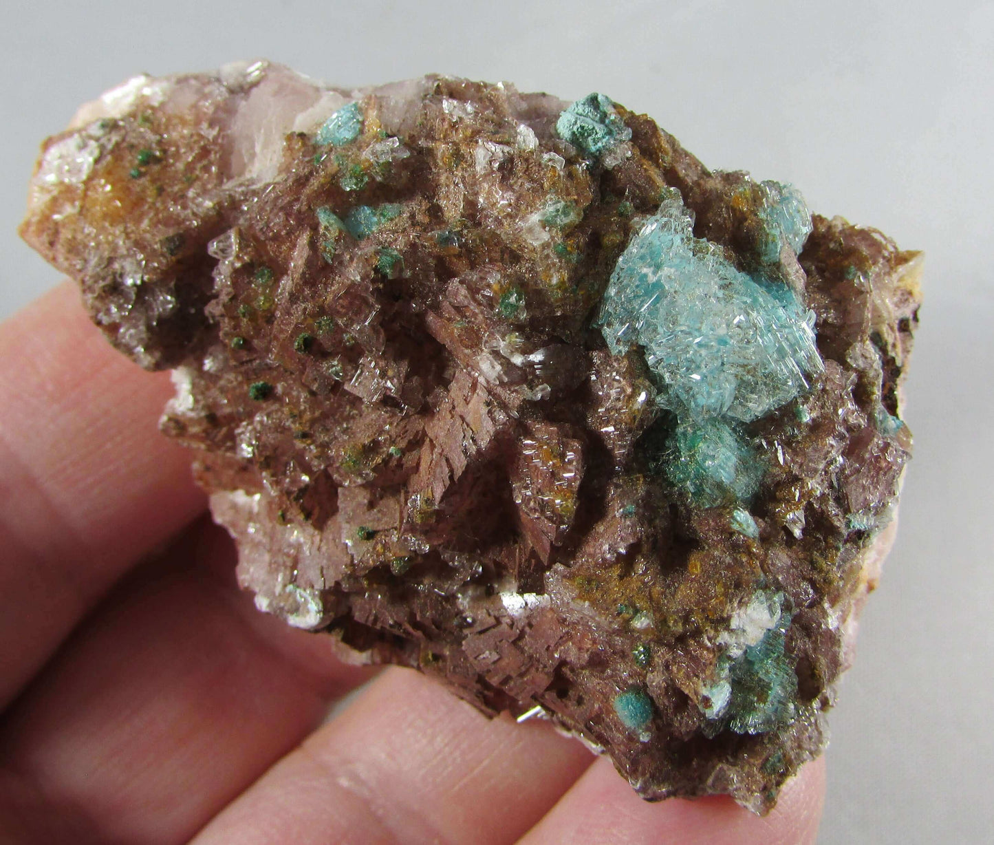 dolomite rosasite rough crystal morocco minerals