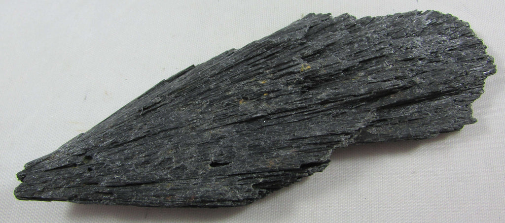 Black Kyanite Fan (Witch’s Broom) – Conscious Awareness, Life‑Purpose Clarity & Master Energy Clearing