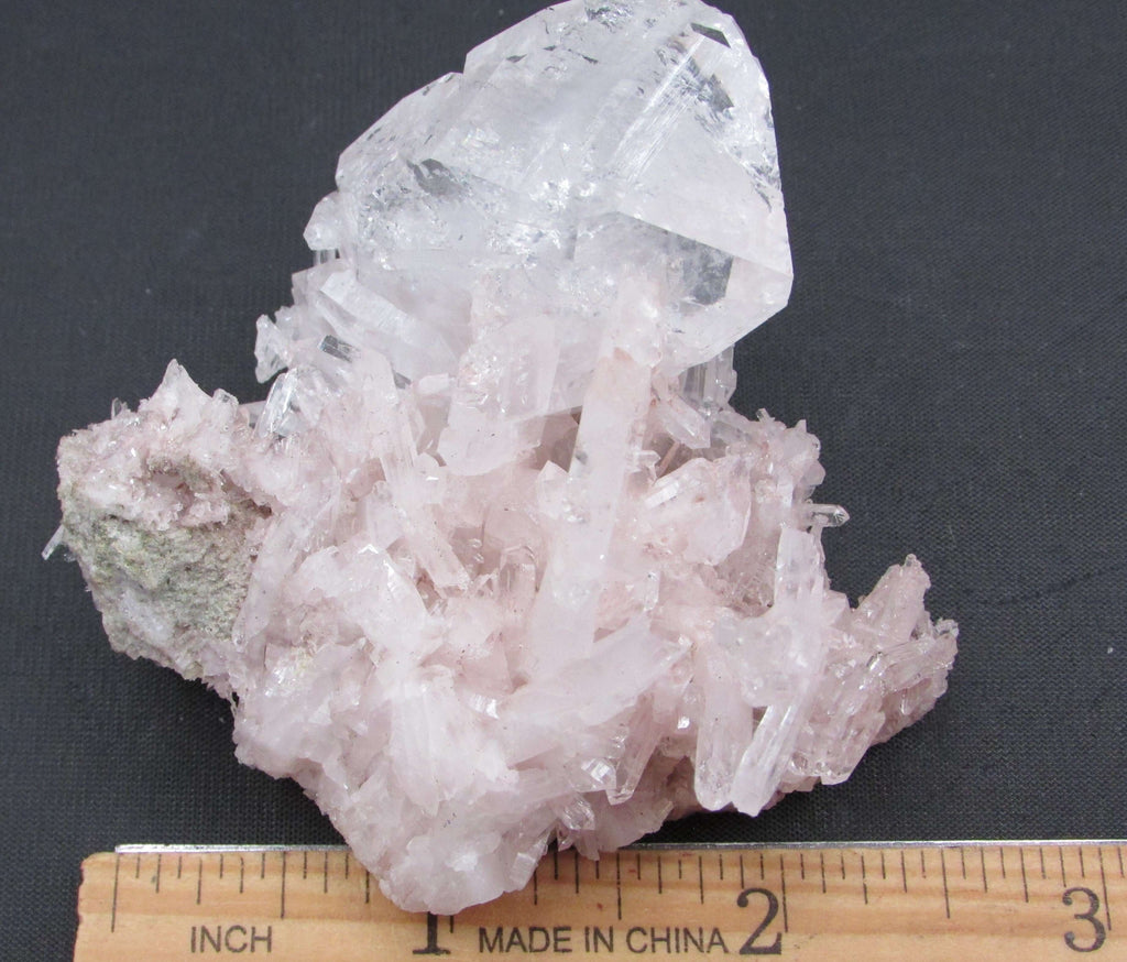 Pink Lithium Quartz – Relatioinship Harmony, Inner Peace, Emotional Healing [STS121]