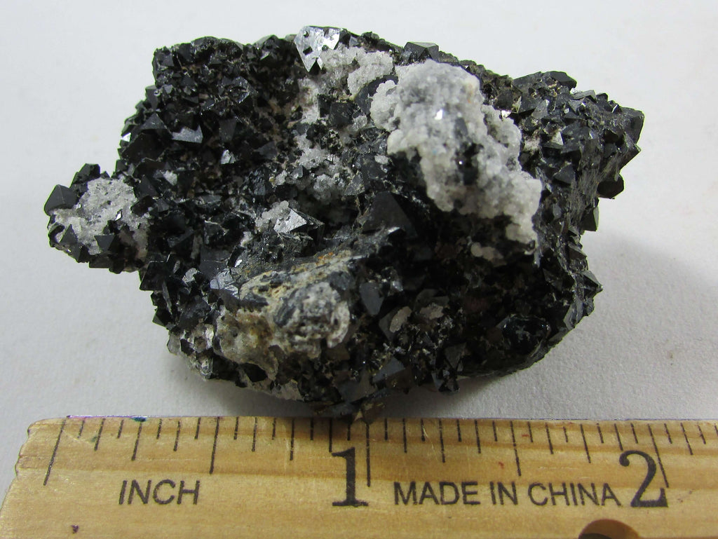 Magnetite Sparkly Cluster (Lodestone) – Magnetic Attraction, Grounding & Burnout Protection