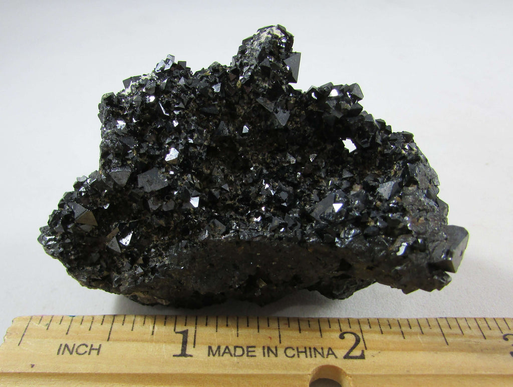 Magnetite Sparkly Cluster (Lodestone) – Magnetic Attraction, Grounding & Burnout Protection