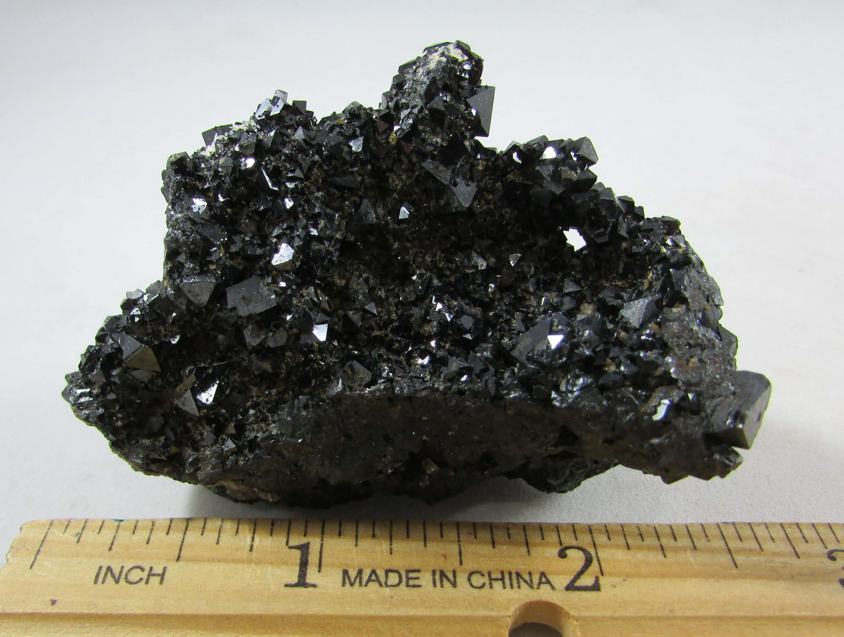 Magnetite Sparkly Cluster (Lodestone) – Magnetic Attraction, Grounding & Burnout Protection
