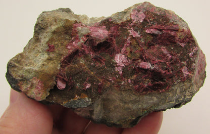 Roselite (Morocco, Rare) – Overall Well-Being, Soul Path Guidance & Heart’s Desire