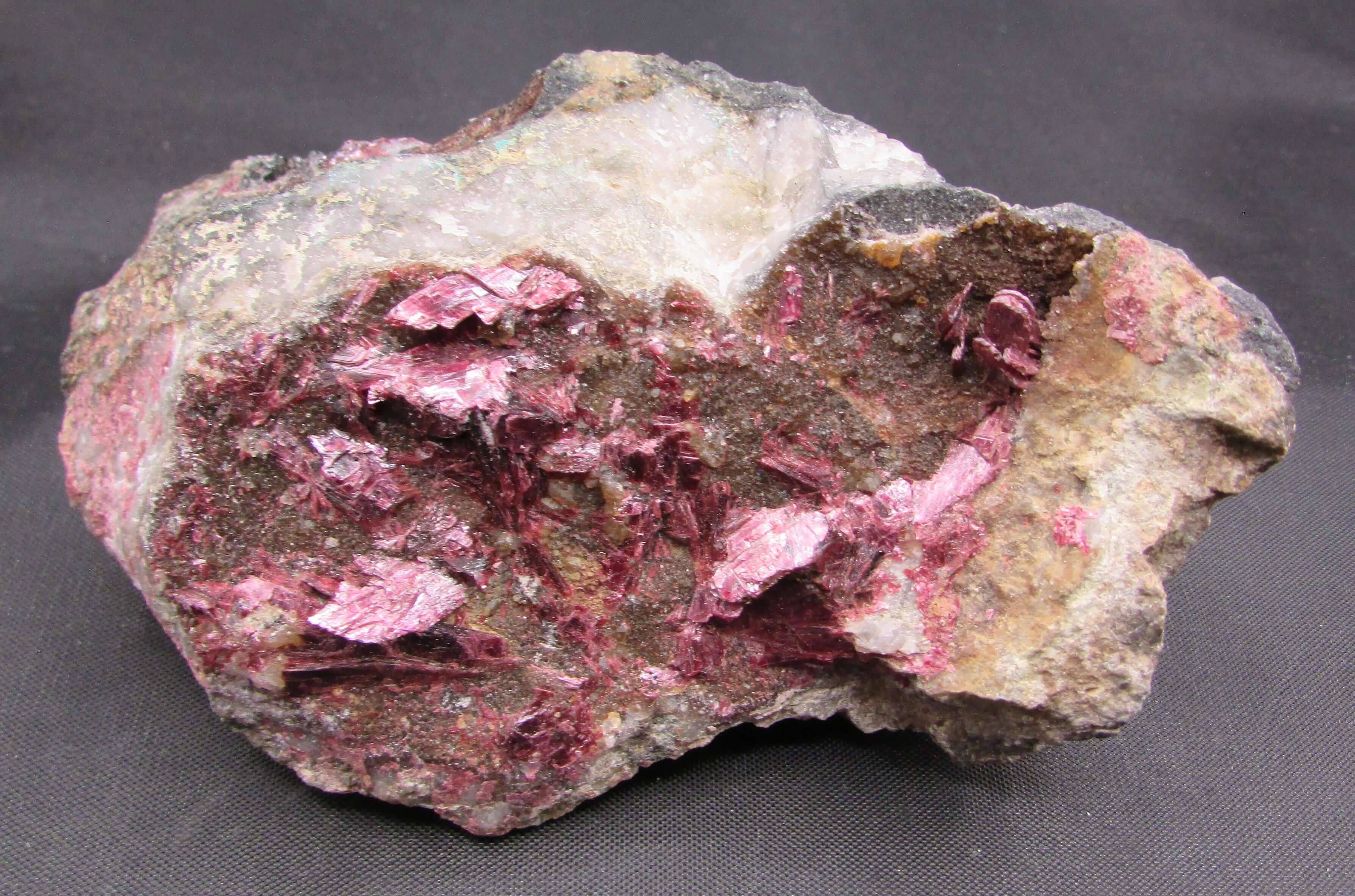 Roselite – Overall Well-Being, Soul Path Guidance & Heart’s Desire [MR101]