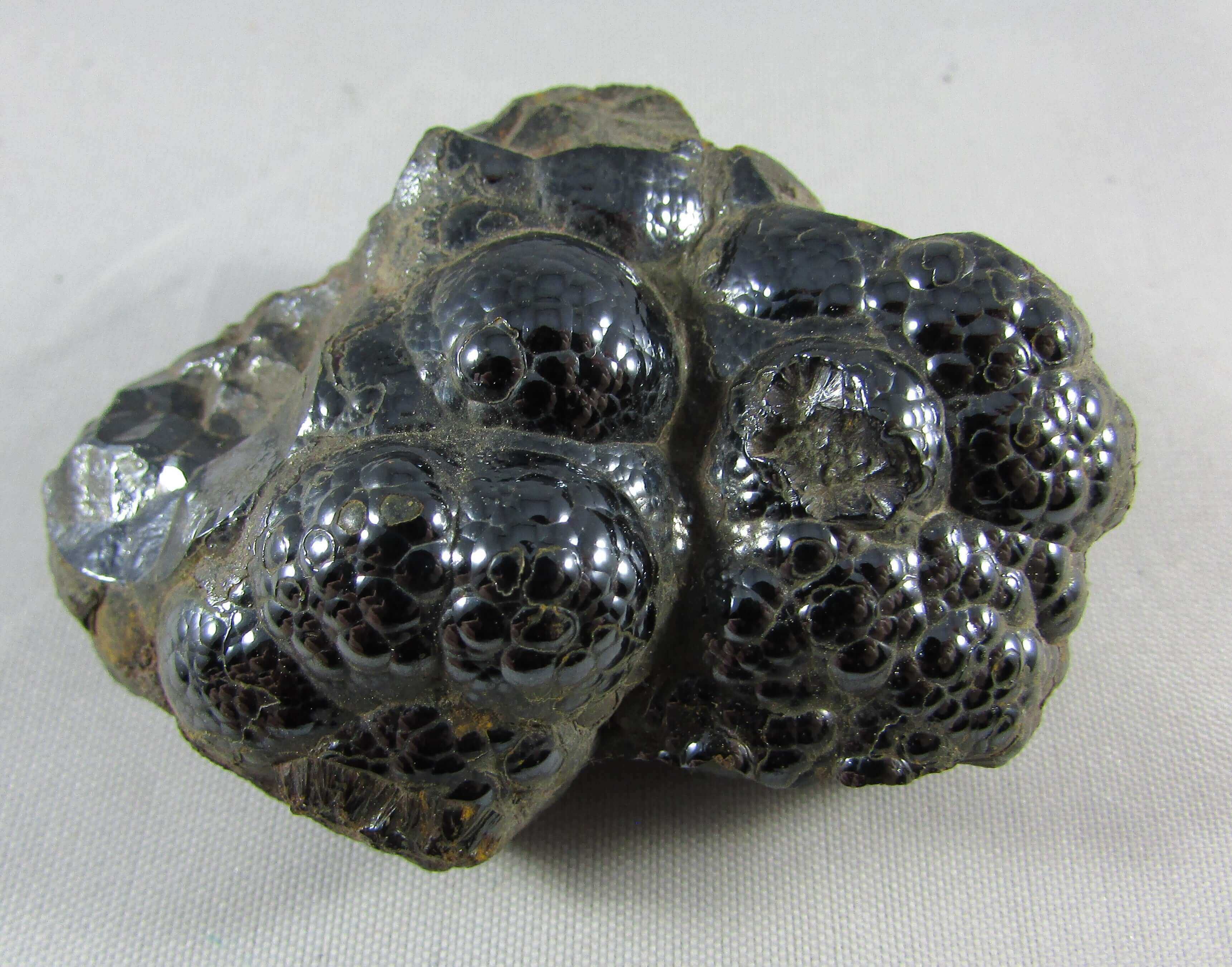 Botryoidal Hematite Nodule – Grounding, Manifestation & Magnetic Protection