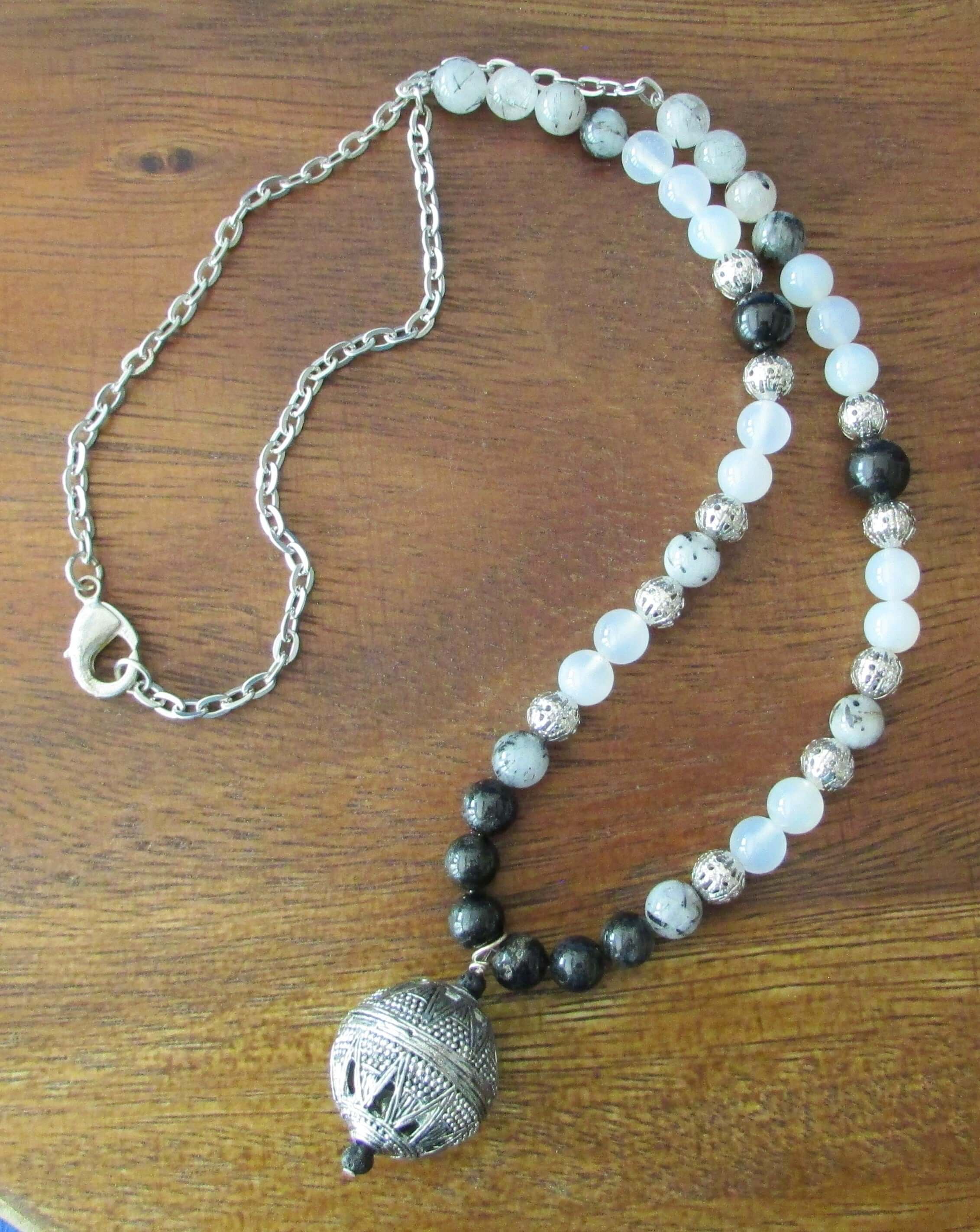 Aura Purification Necklace – Tourmalinated Quartz, Black Tourmaline
