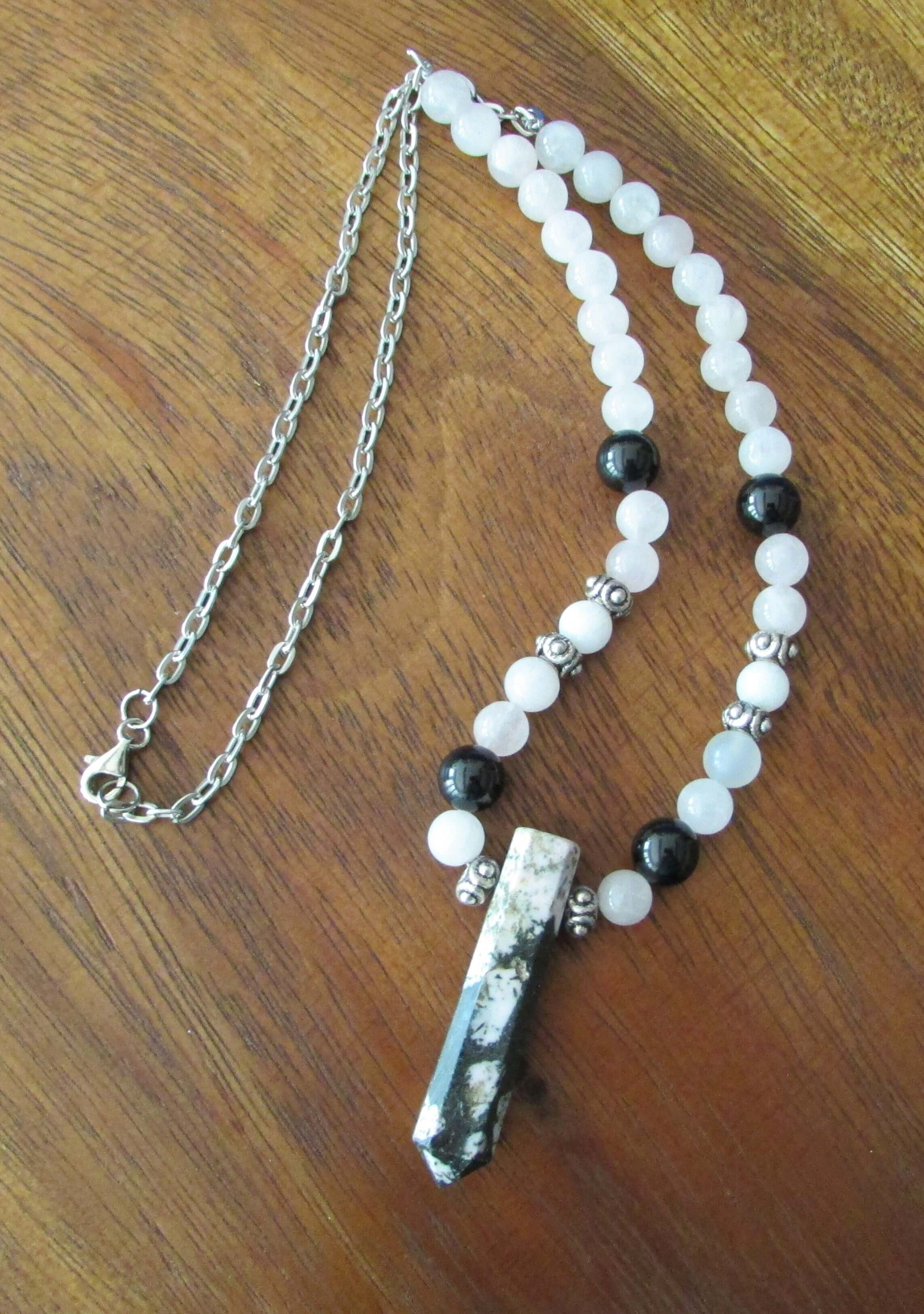 Harmony Crystal Healing Necklace – Empathic Heart & Protection