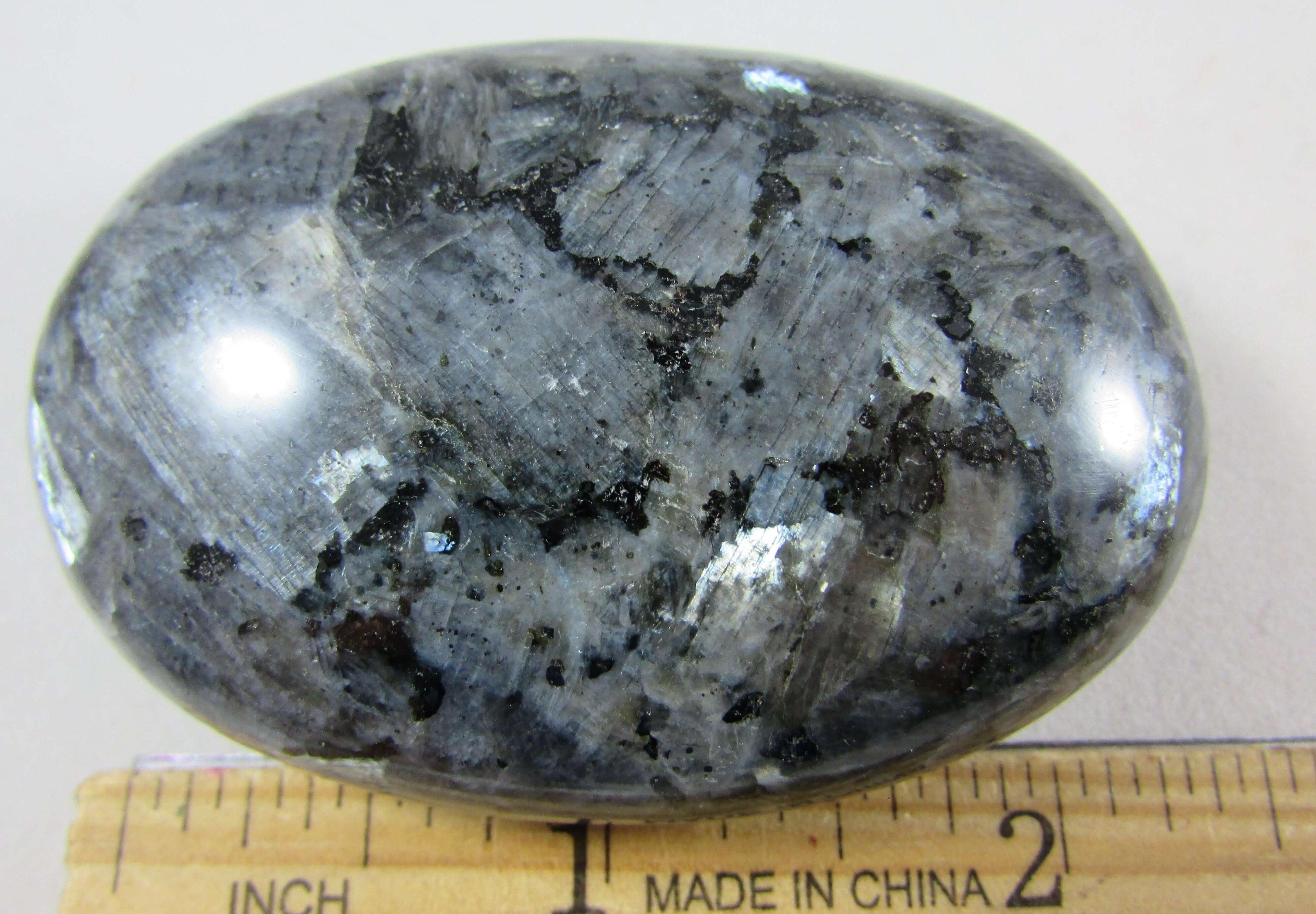 Blue Pearl Palmstone – Imagination, Inspiration & Energetic Protection