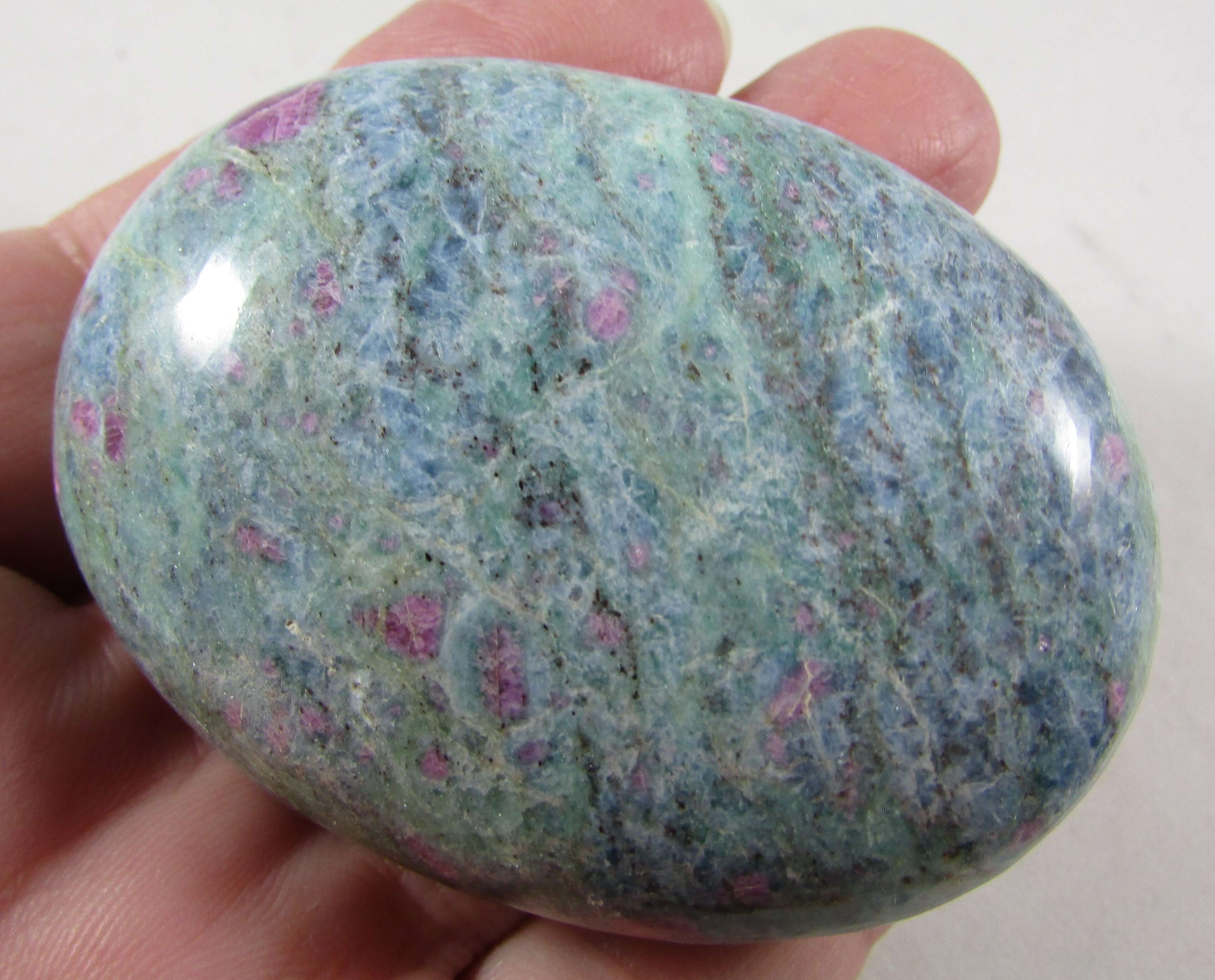 Ruby Zoisite Palmstone – Intuitive Awareness, Deep Healing & Abundance [MIM169]