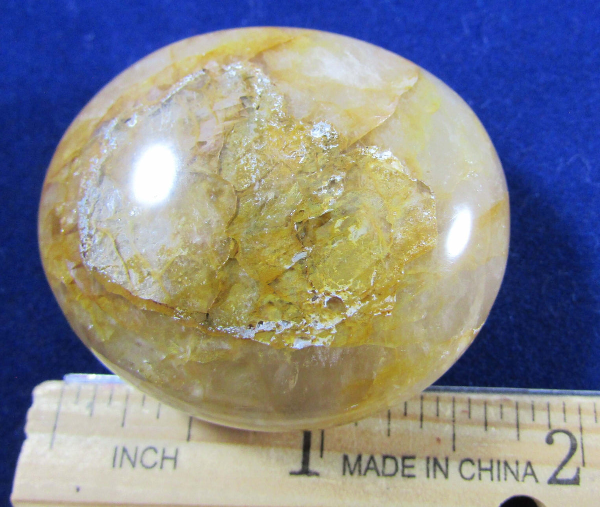 Golden Healer Quartz Palmstone (Madagascar) – Positive Transformation, Inner Strength & Emotional Renewal