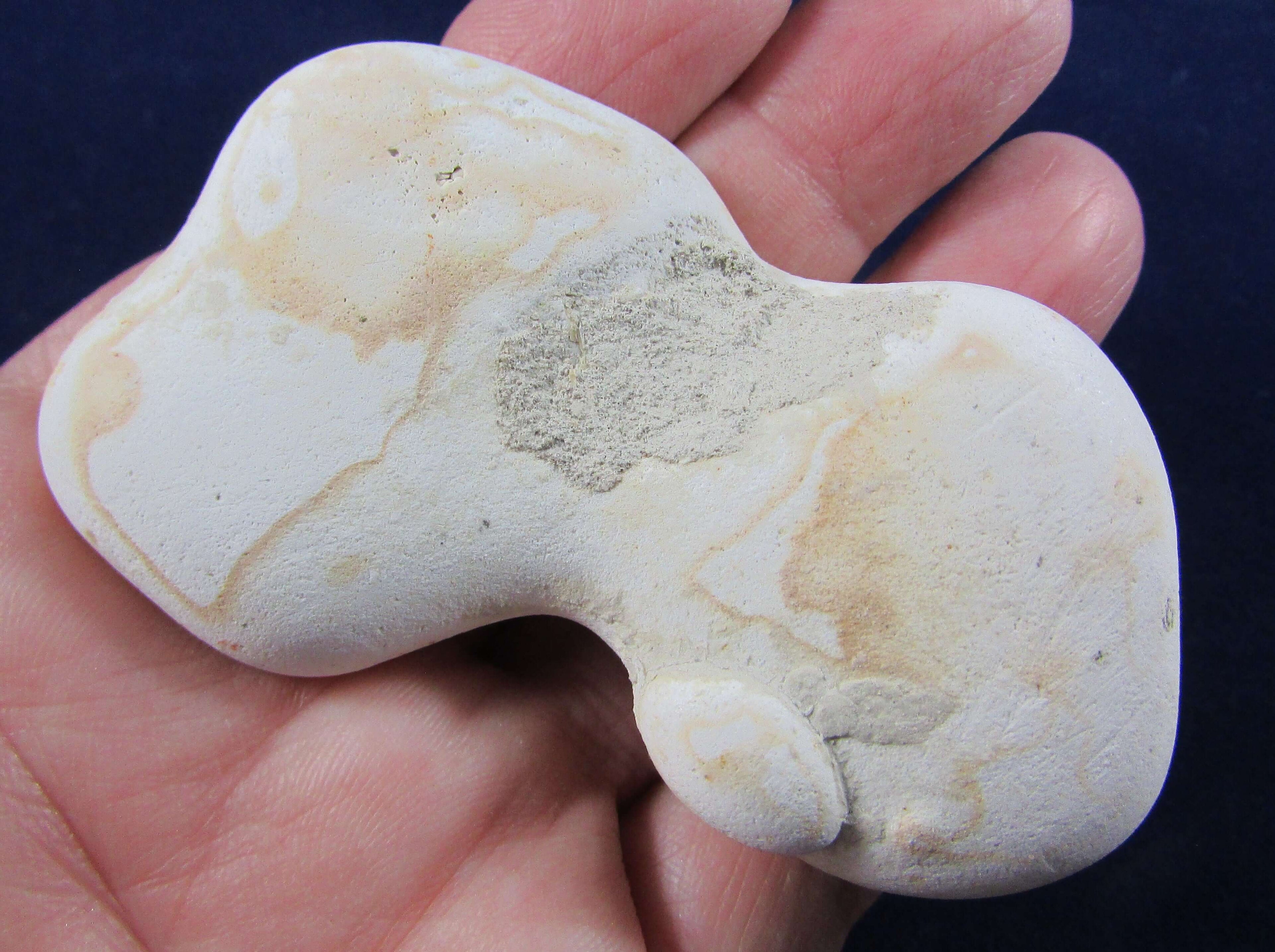 Fairy Stone (Menalite) – Divine Connection, Fae Realms & Sacred Feminine