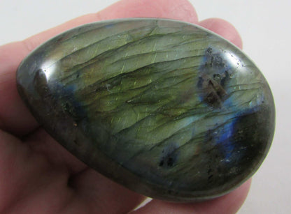 blue flash labradorite, natural labradorite, madagascar