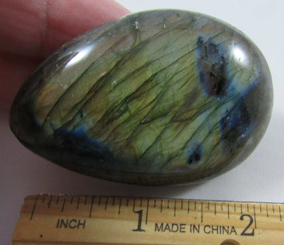 blue flash labradorite, natural labradorite, madagascar