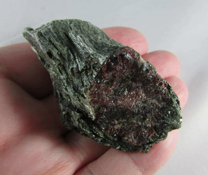 garent fuchsite crystal, rough crystal mineral brazil