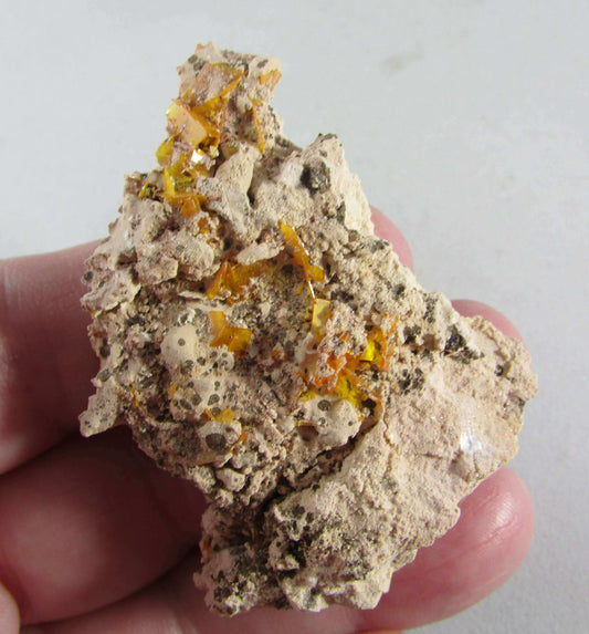 raw wulfenite, genuine wulfenite crystals, mexico