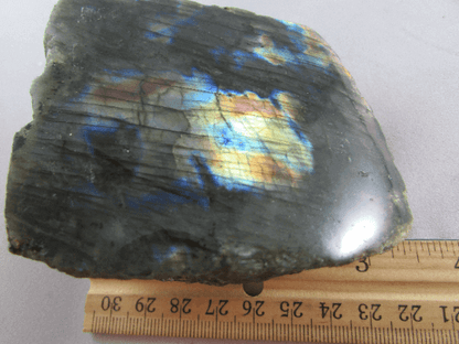 blue flash labradorite, natural labradorite, madagascar